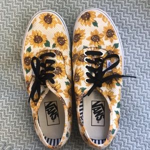 Vans Sunflower Authentic Shoes 🌻LIKE NEW 🌻